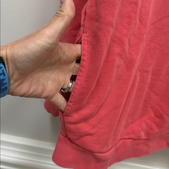 PUMA Women’s Coral Hoodie with Multicolor Sleeves Sz XS! - Picture 6 of 7